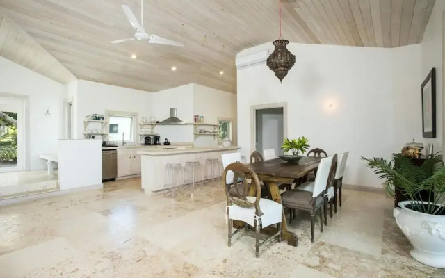 Dream Villa: Private Oasis Above Pink Sand Beach