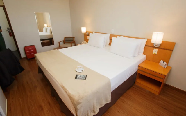 Vitória Praia Hotel By Nobile