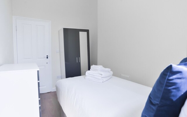 Studio Apartment In Euston
