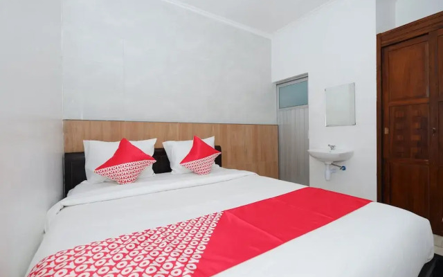Super OYO 2803 Orchid House