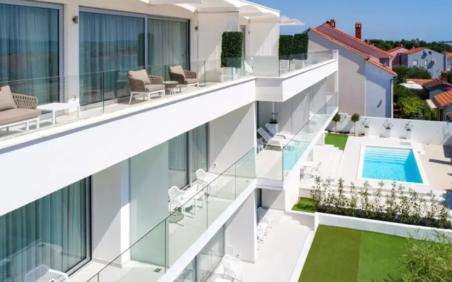 Demar Residence