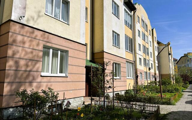 Baltic Resort on Marina Raskova Street