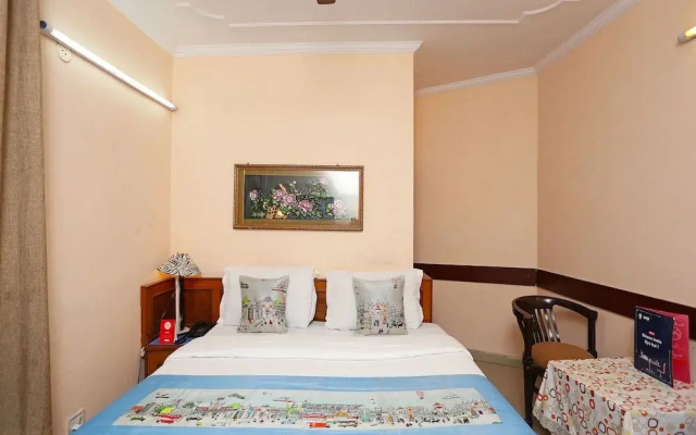 OYO 9301 Hotel RedBury