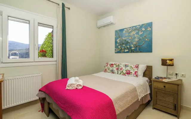 Phevos Seaview Apartment