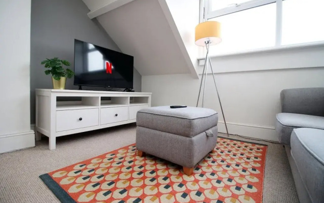 Chic & Spacious 1 Bed Flat in Pontcanna