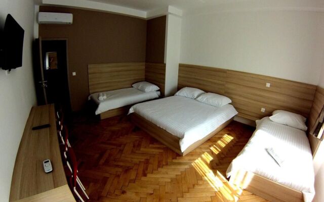 Sweet Dreams Rooms and Apartments Postojna