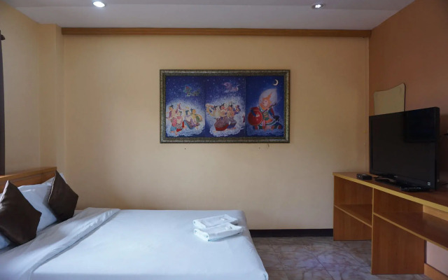Phoemphoon 2 Hotel