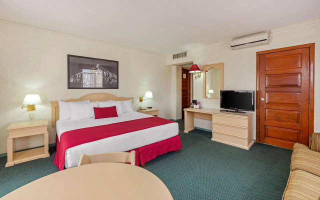 Quality Inn Aguascalientes