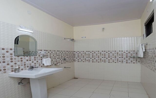 OYO 12222 Hotel Silverton