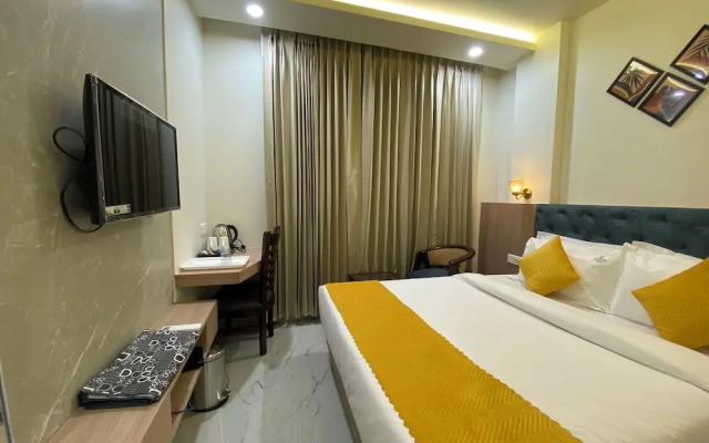 Hotel Aditya Grand - Bhopal