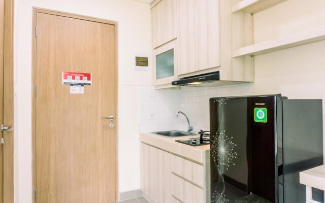 Strategic Studio Apartment At B Residence Near Campus