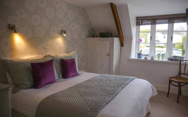 The Cott Inn