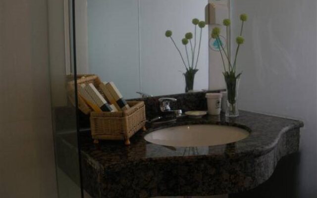 GreenTree Inn Chongqing Xiejiawan Hotel