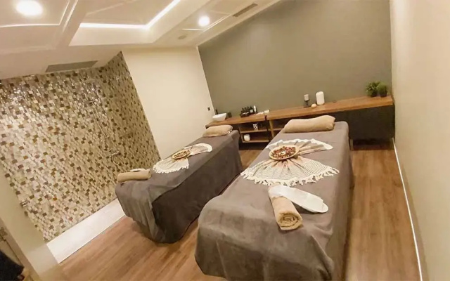 Sarnic Hotel & Sarnic Premier Hotel