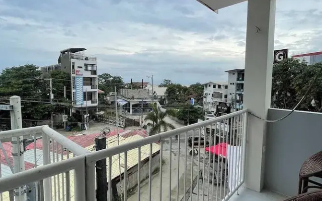Surfside Hostel LU Surf Town