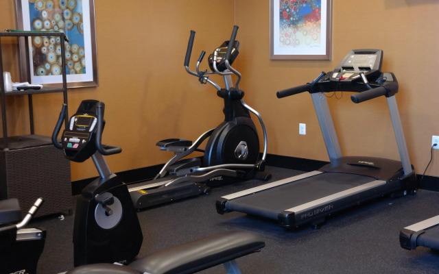 Holiday Inn Express Fredericksburg Southpoint by IHG