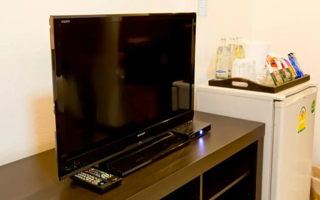 Sinsuvarn Airport Suite