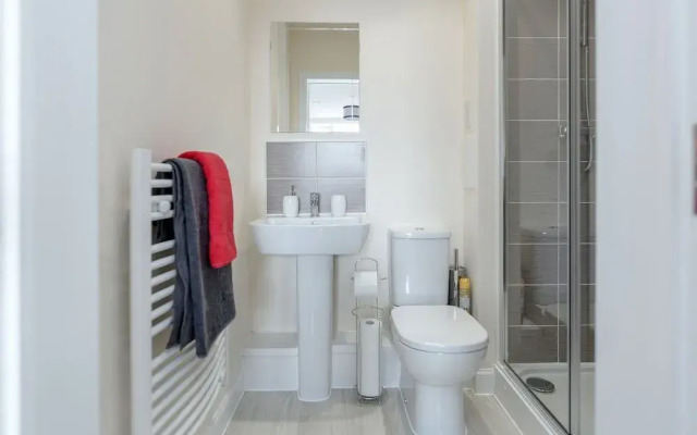 Harrow City Apartment