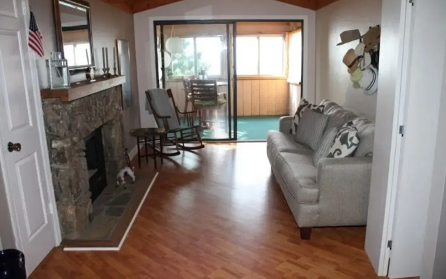 NC Mountain Retreat 507 by Anna Maria