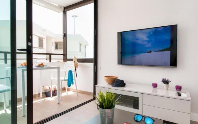 Beachfront Apartment Siesta 21 San Agustin Playa by VillaGranCanaria