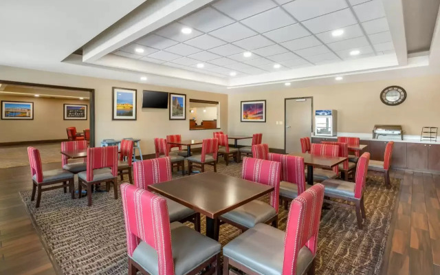 Comfort Inn & Suites Yuma I-8