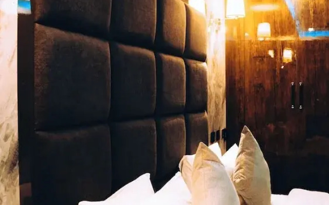 McDons Skye Hotel and Suites
