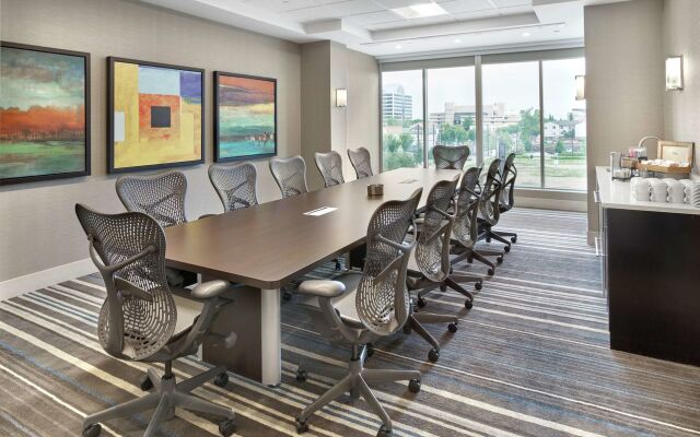 DoubleTree by Hilton Edmonton Downtown