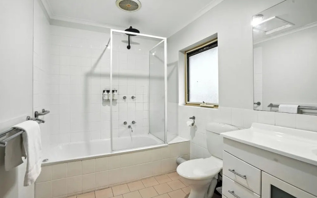 Elphin Villas Serviced Apartments & Motel Suites