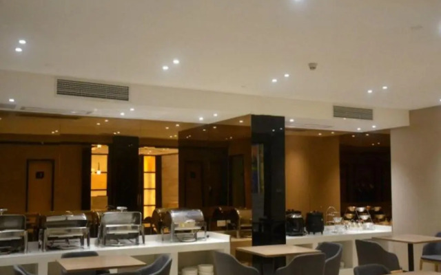 Lavande Hotel Shanghai Zhangjiang Guanglan Road Subway Station Branch