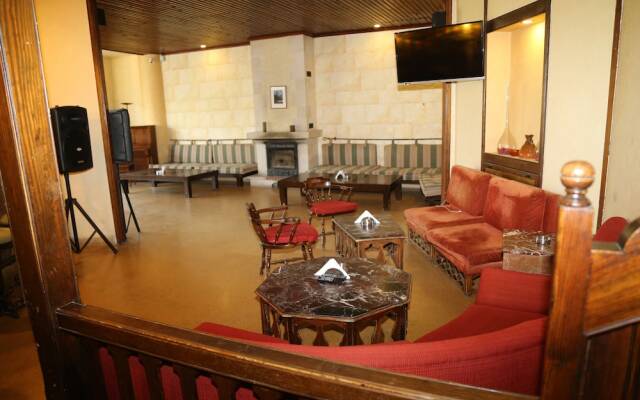Douma Hotel