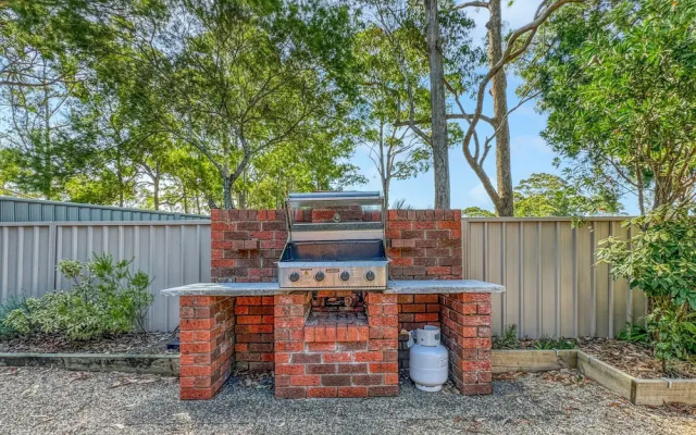 Spacious 2-bed Townhouse With BBQ