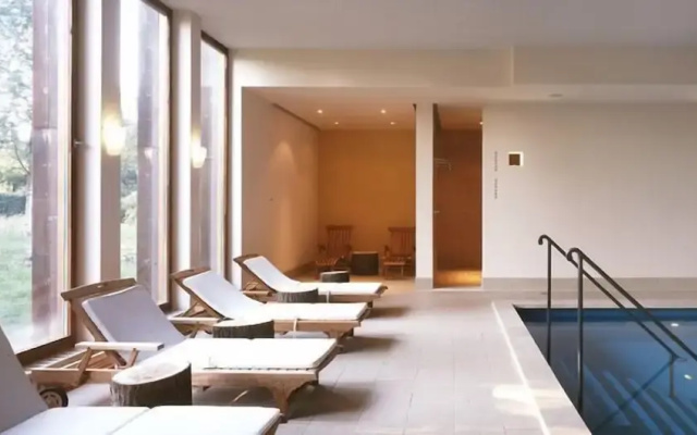 Seehotel am Neuklostersee