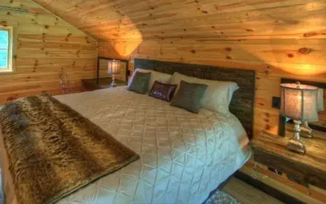 Le Val d'Isère - Les Chalets Spa Canada