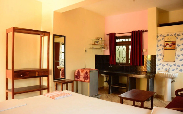 Morjim Sunset Hotel