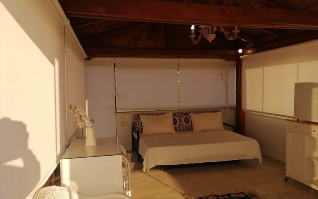 Charming 3-bed Villa in Sounio