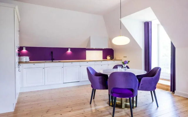 'Gem Suites Hotel Apartments