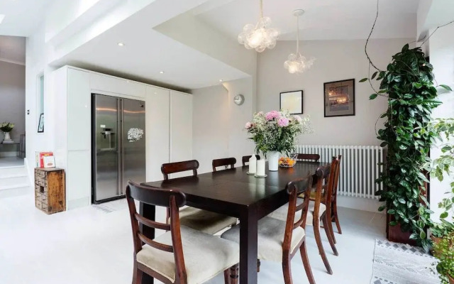 Veeve - Victoria Park Retreat