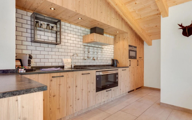 Apartment on An Exclusive Property in Kaprun with Sauna