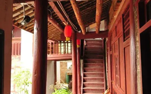 Dali Nuodeng Lvwo International Youth Hostel