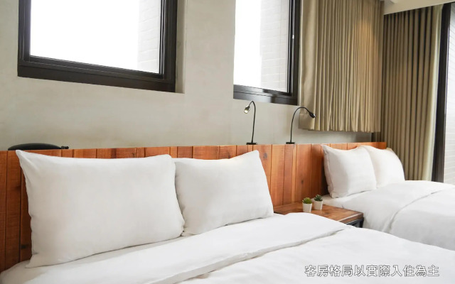 Central Land Hotel
