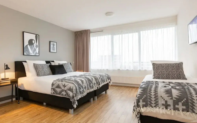 Sea-view Apartment in Den Haag near Beach