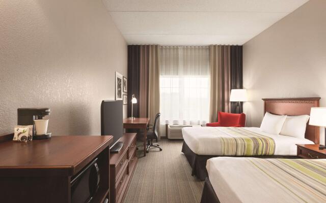 Country Inn & Suites by Radisson, Willmar, MN