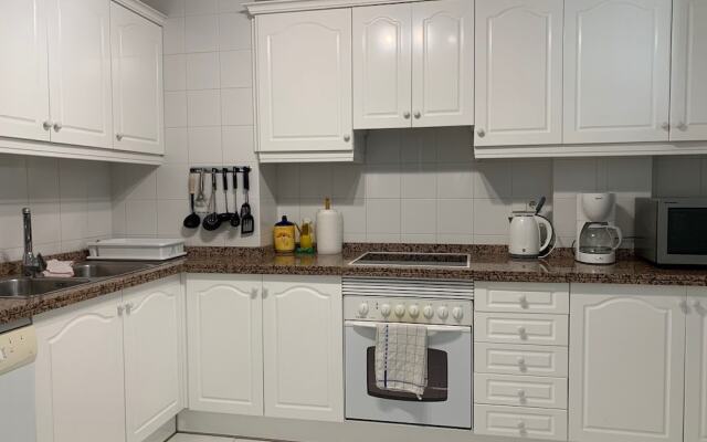Sunny apartment in Albir el Point