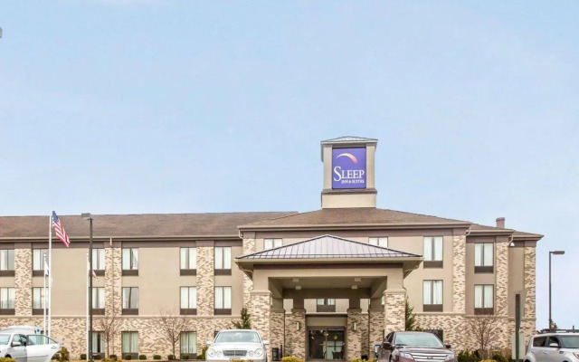 Holiday Inn Express & Suites Clear Spring by IHG