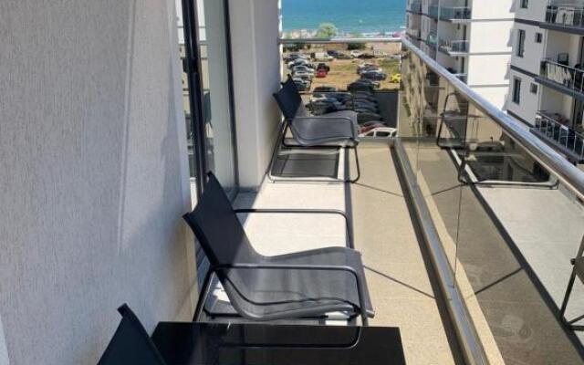 COSTIN APARTMENTS C&C Residence