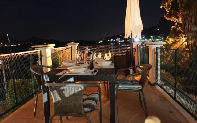 Internazionale Apartment in Feriolo With Lake View and Terrace
