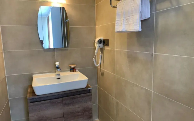 Akcay Zeytin Otel