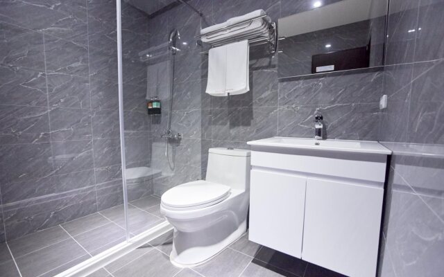 Taichung Fengjia Light