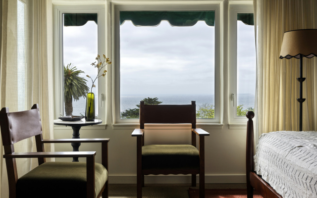 La Playa Hotel