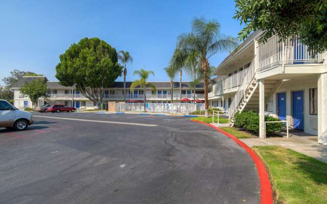 Motel 6 El Cajon, CA - San Diego